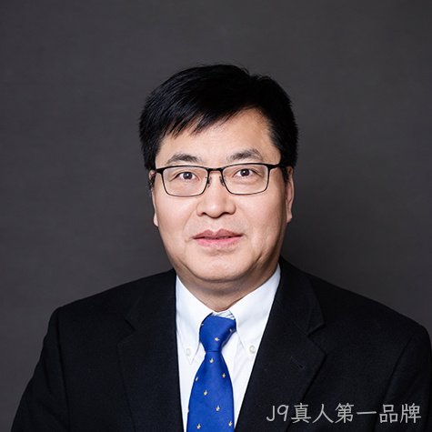 杨云春
